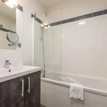 Appartement Cosy - Appt Climatise Avec Piscine Partagee