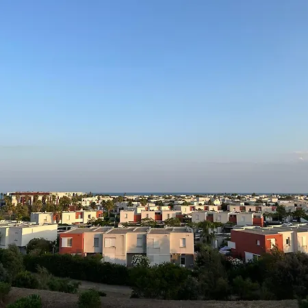 Cosy - Entierement Climatise Avec Piscine Partagee Et Garage Clos Apartmán