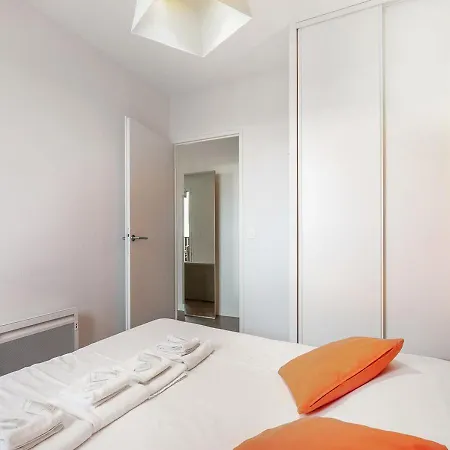 Cosy - Entierement Climatise Avec Piscine Partagee Et Garage Clos Daire *