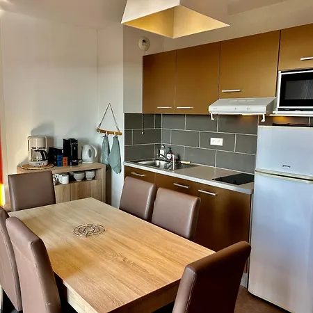 Daire Cosy - Entierement Climatise Avec Piscine Partagee Et Garage Clos Sète