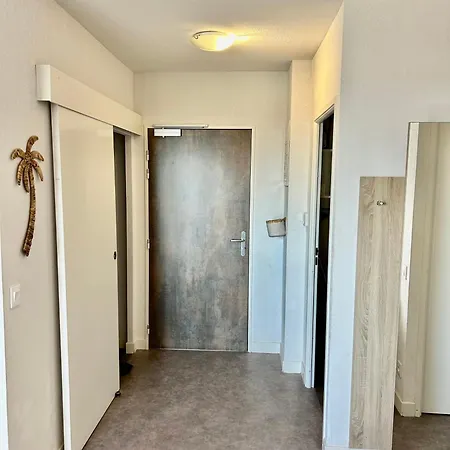 Cosy - Entierement Climatise Avec Piscine Partagee Et Garage Clos *