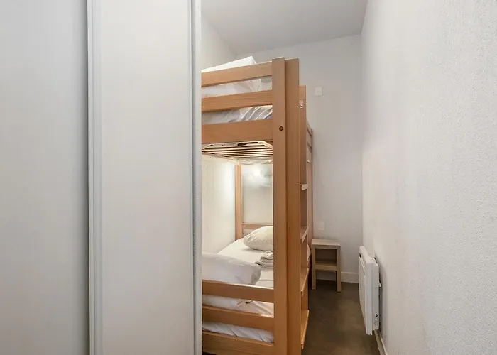 Cosy - Entierement Climatise Avec Piscine Partagee Et Garage Clos Διαμέρισμα Σετ